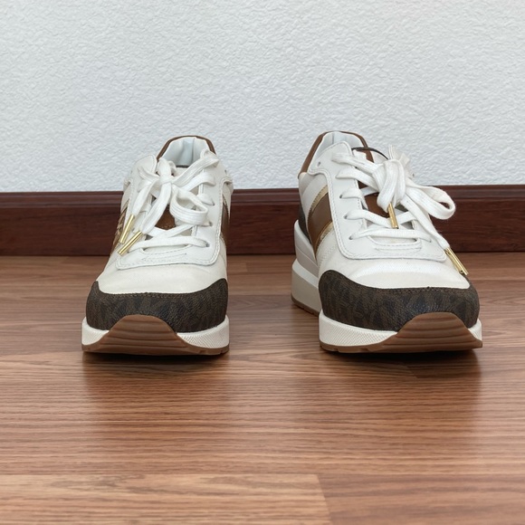 Michael Kors Mabel Trainer Platform Wedge Sneakers Size 9 1/2 White Brown & Gold - Picture 5 of 9